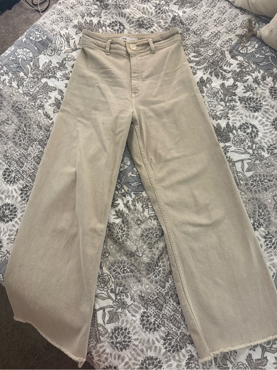 Zara Denim - Zara high rise wide-leg jeans in beige.